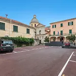 Merlo Town Center