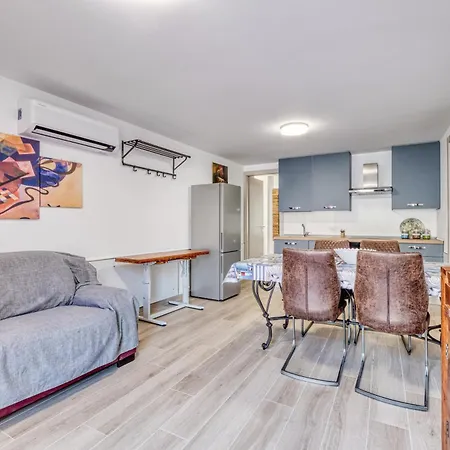 Merlo Town Center Apartman *