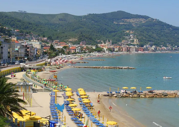 Merlo Town Center *